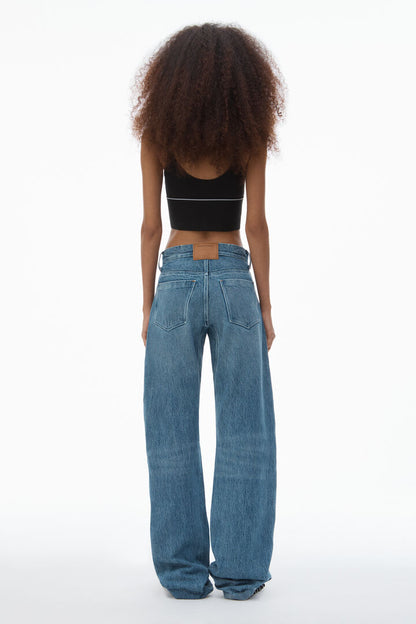 Cropped sports bra or fitted tank top